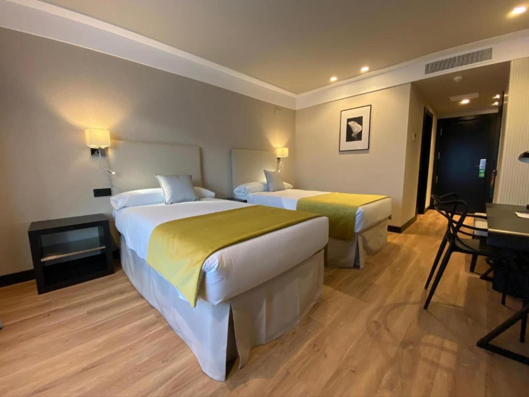 סיודאד ריאל Hotel Parque Real מראה חיצוני תמונה