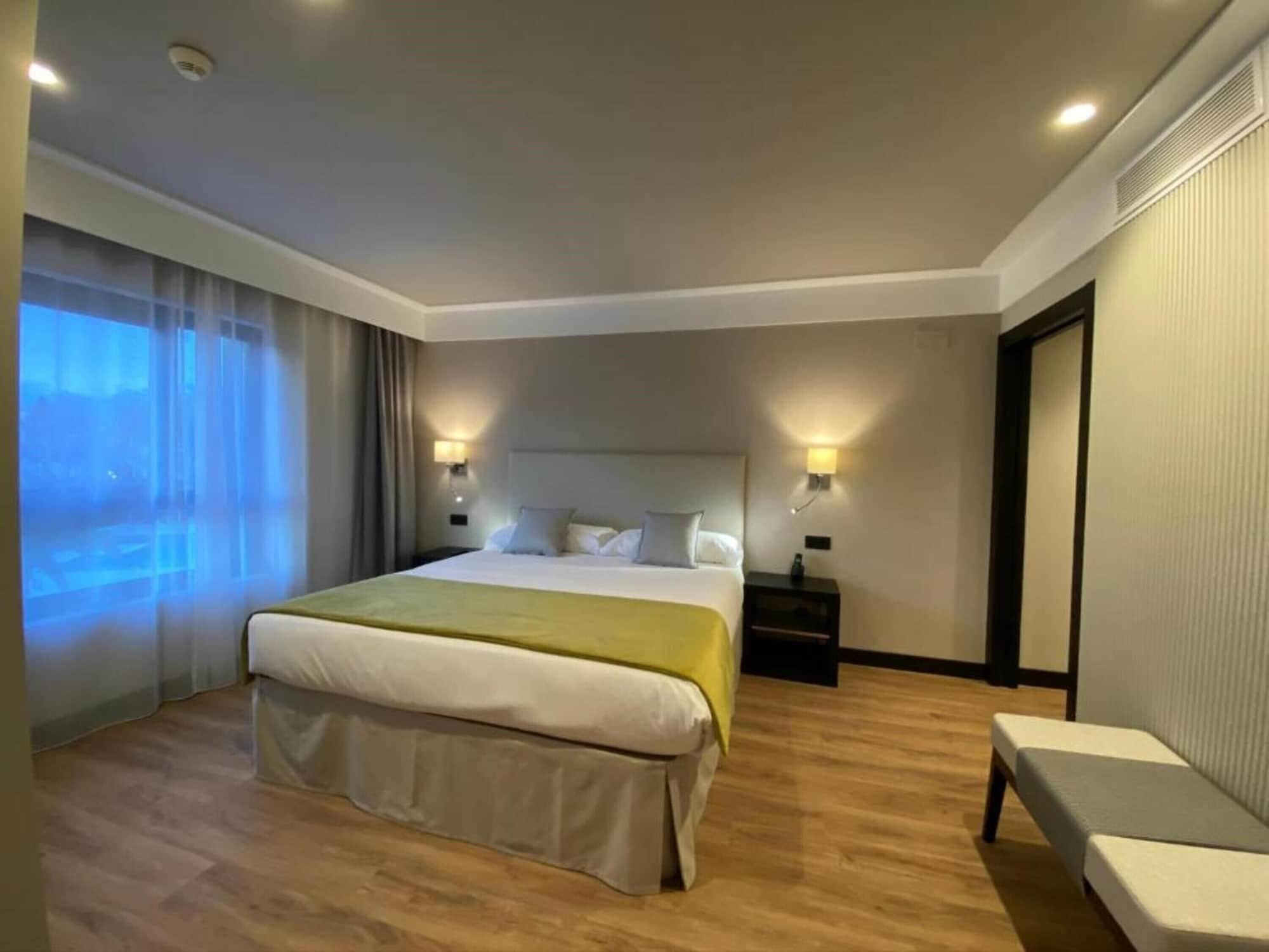סיודאד ריאל Hotel Parque Real מראה חיצוני תמונה