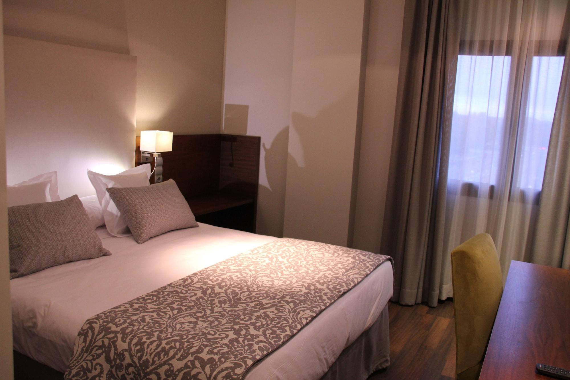 סיודאד ריאל Hotel Parque Real מראה חיצוני תמונה